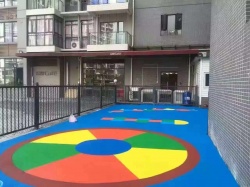 深圳华大幼儿园塑胶地面施工